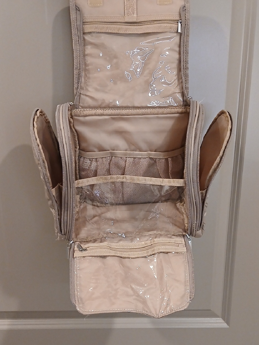 Bagsmart Quilted Beige Travel Organizer with Gold Logo